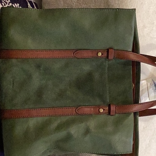 Beautiful Leather And Suede Green Fossil Purse